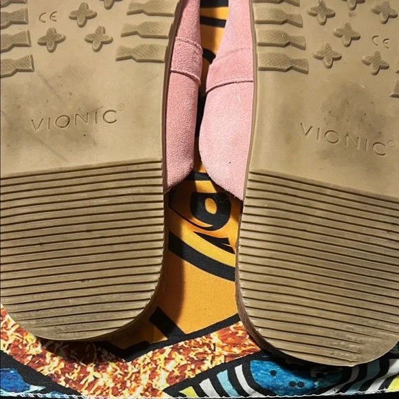 Vionic Georgie  Pink Suede Mules with Chain Detail - Size 7 - Picture 9 of 9